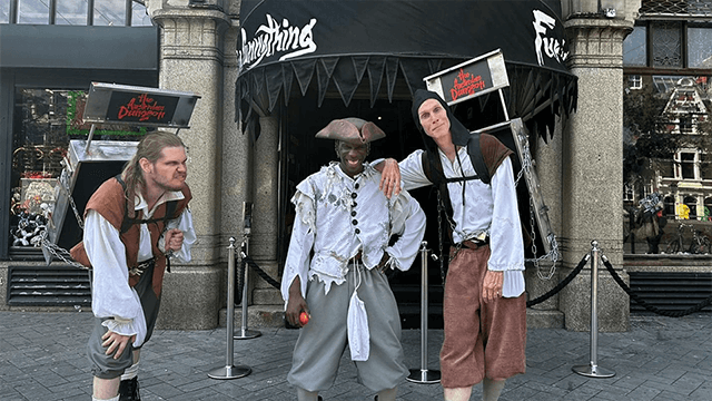 Amsterdam Dungeon – Walking Billboards